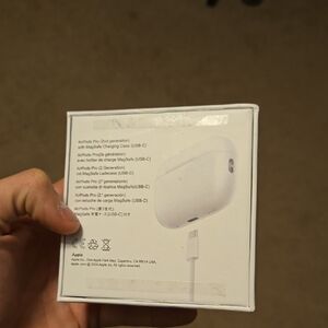 Apple AirPods Pro with MagSafe Charging Case